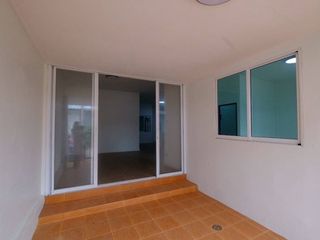 Reihenhaus zum Kauf mit 2 Zimmer in Mueang Chiang Mai, Chiang Mai
