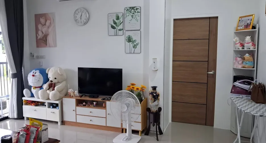 For rent 3 bedrooms house in Saraphi, Chiang Mai