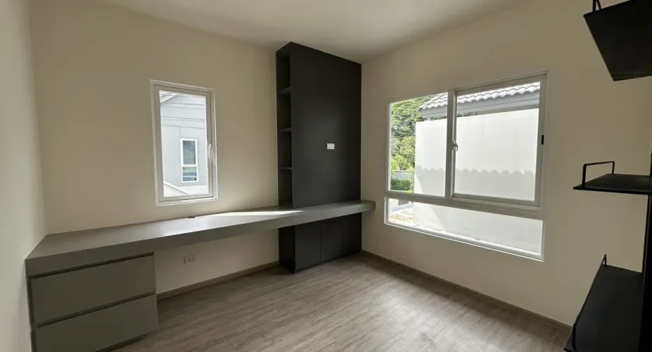 出售 4 卧室 独立屋 在 Mueang Chiang Mai, Chiang Mai