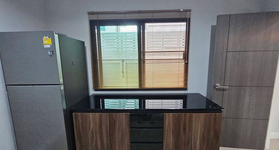 À vendre 3 chambres maison à Saraphi, Chiang Mai