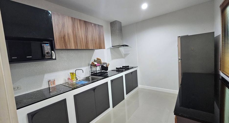 À vendre 3 chambres maison à Saraphi, Chiang Mai