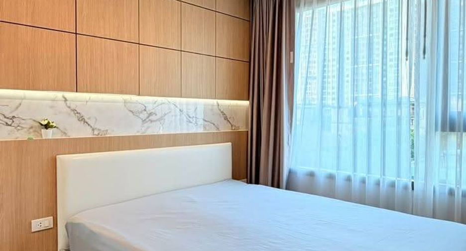 For sale 1 bed condo in Bang Phlat, Bangkok