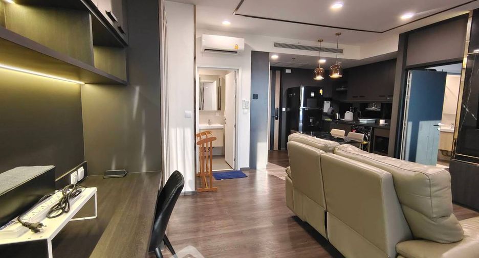 For rent 1 bed condo in Khlong Toei, Bangkok