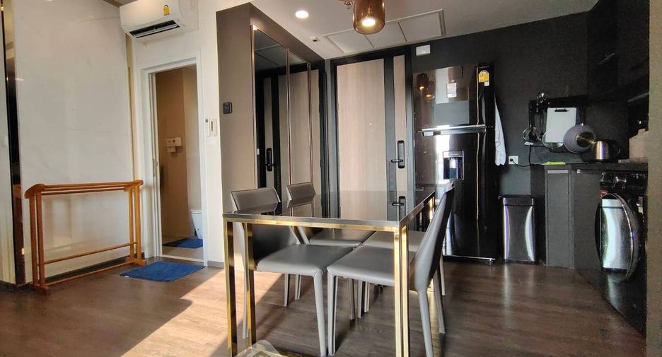 For rent 1 bed condo in Khlong Toei, Bangkok