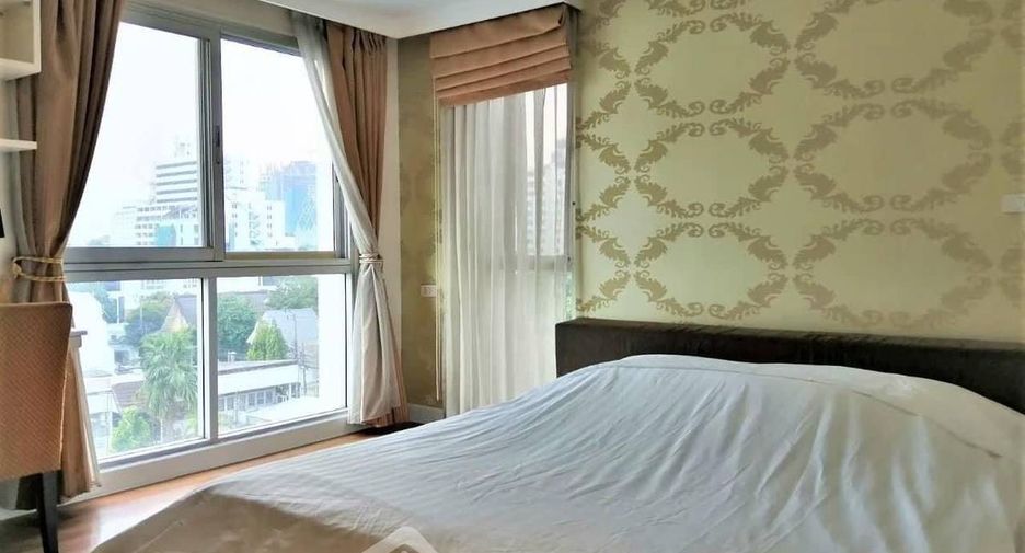 For rent 2 bedrooms condo in Phaya Thai, Bangkok
