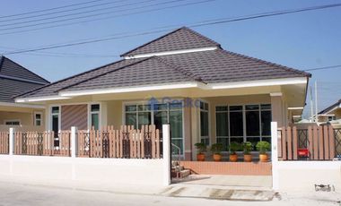 Haus zur Miete mit 3 Zimmer in Bang Lamung, Chonburi