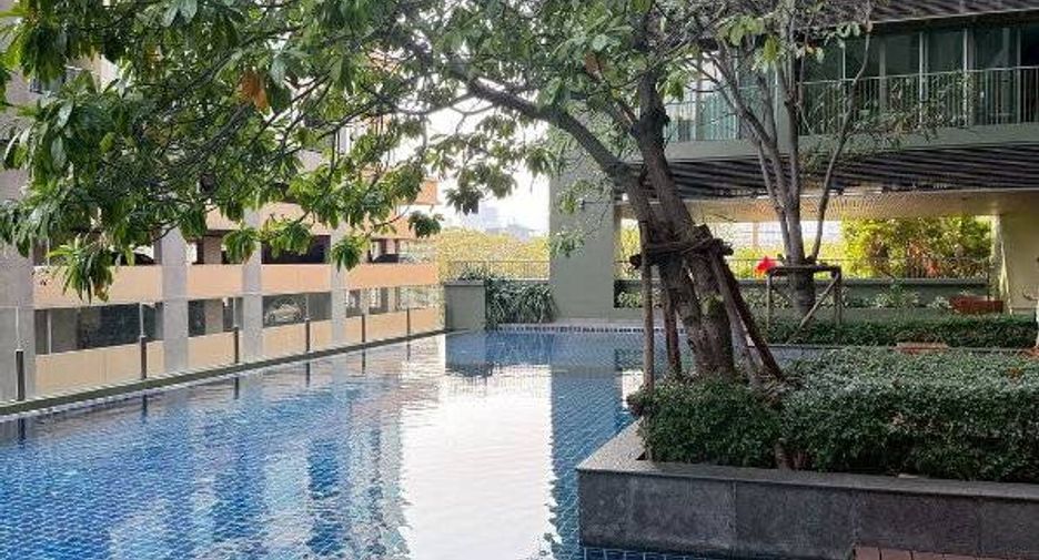 For rent 1 bed condo in Watthana, Bangkok