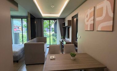 Condo en alquiler de 2 habitaciones en Khlong Toei, Bangkok