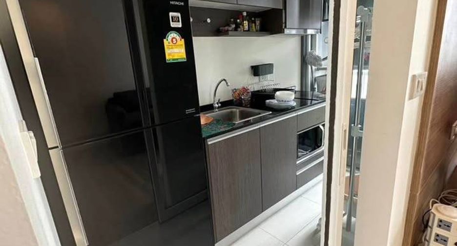 Wohnung zur Miete mit 2 Zimmer in Phra Khanong, Bangkok