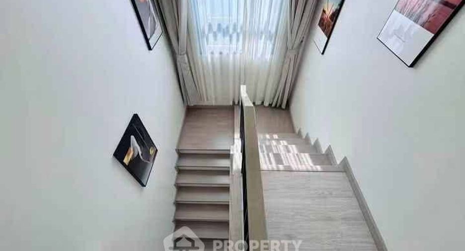 For rent 4 bedrooms townhouse in Bang Lamung, Chonburi