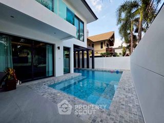 Haus zur Miete mit 5 Zimmer in Bang Lamung, Chonburi