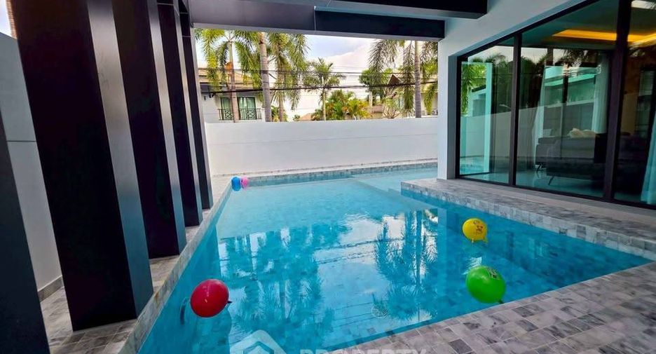 Haus zur Miete mit 5 Zimmer in Bang Lamung, Chonburi
