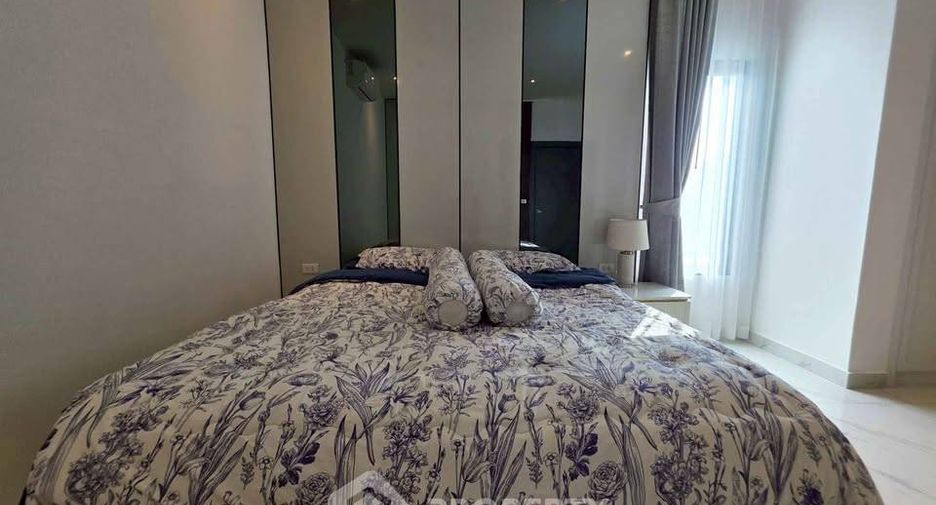 Haus zur Miete mit 5 Zimmer in Bang Lamung, Chonburi