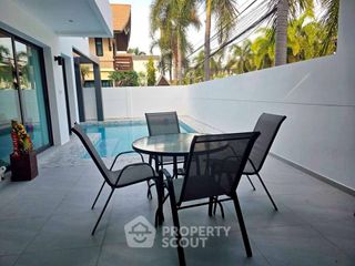 Haus zur Miete mit 5 Zimmer in Bang Lamung, Chonburi