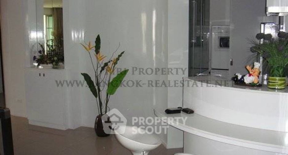 For rent 2 bedrooms condo in Bang Lamung, Chonburi