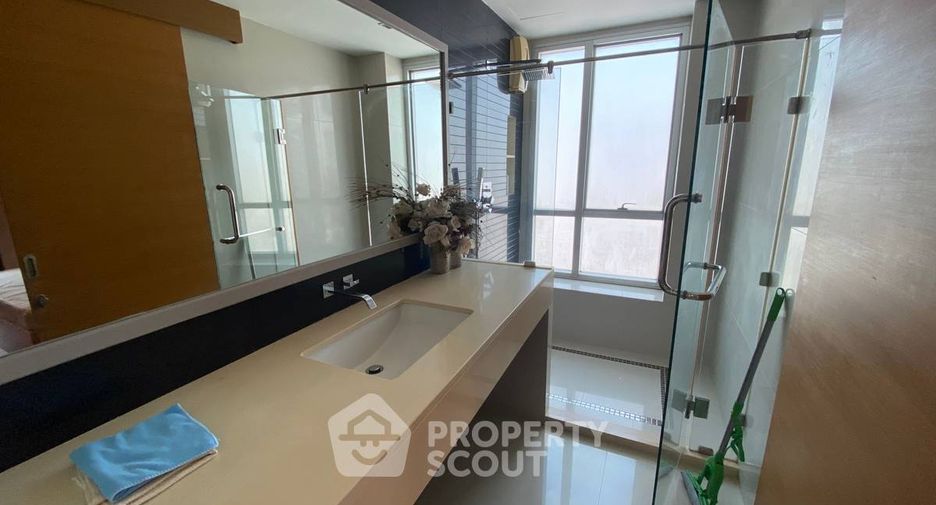For rent 1 bed condo in Huai Khwang, Bangkok