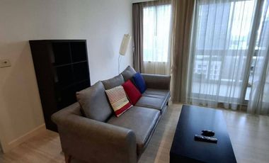 Wohnung zur Miete mit 1 Zimmer in Pathum Wan, Bangkok