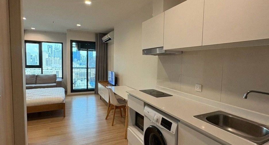 À louer 1 chambre condo à Pathum Wan, Bangkok