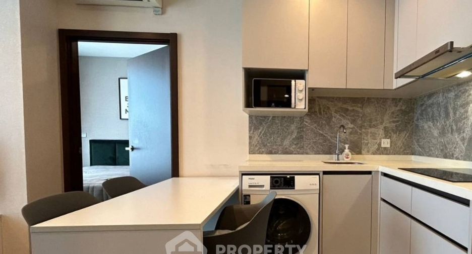 For rent 2 bedrooms condo in Bang Na, Bangkok