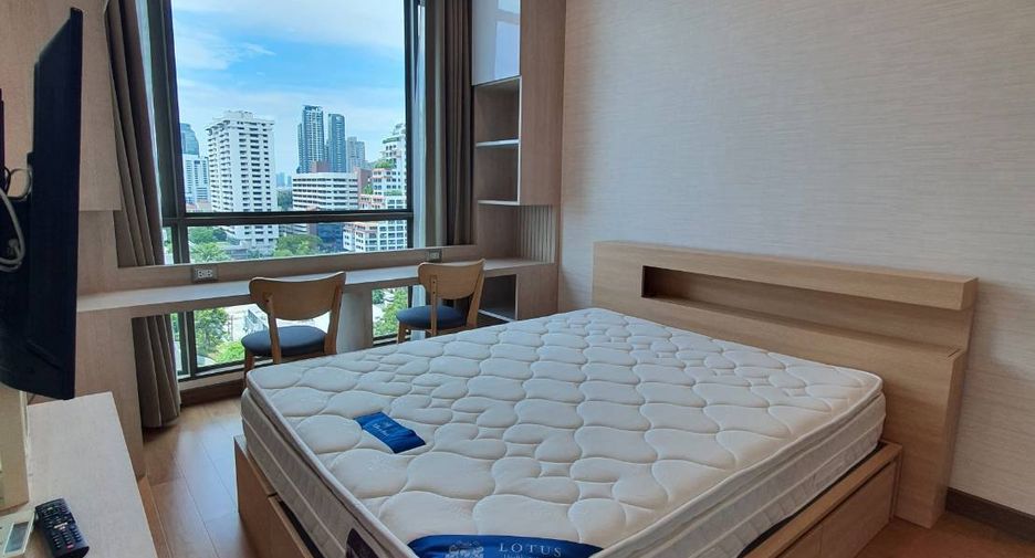 À louer 2 chambres condo à Watthana, Bangkok
