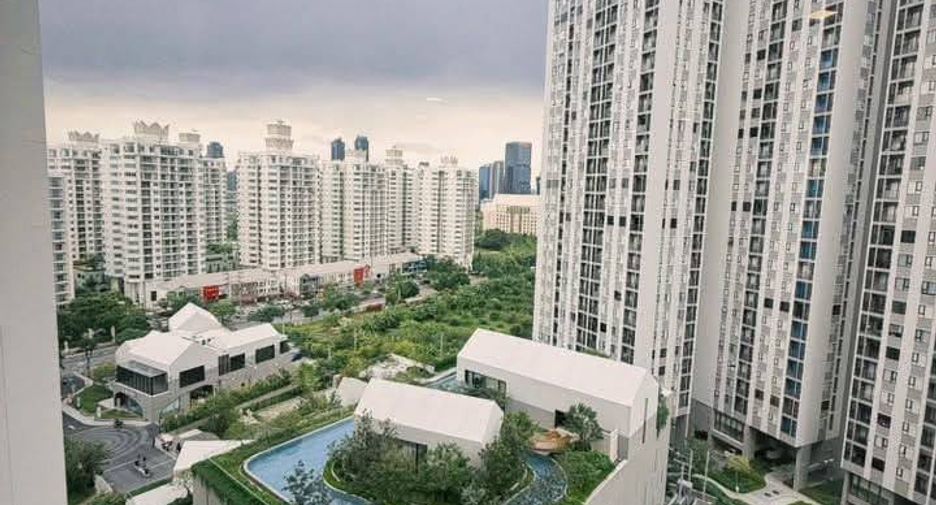 Wohnung zur Miete mit 4 Zimmer in Huai Khwang, Bangkok