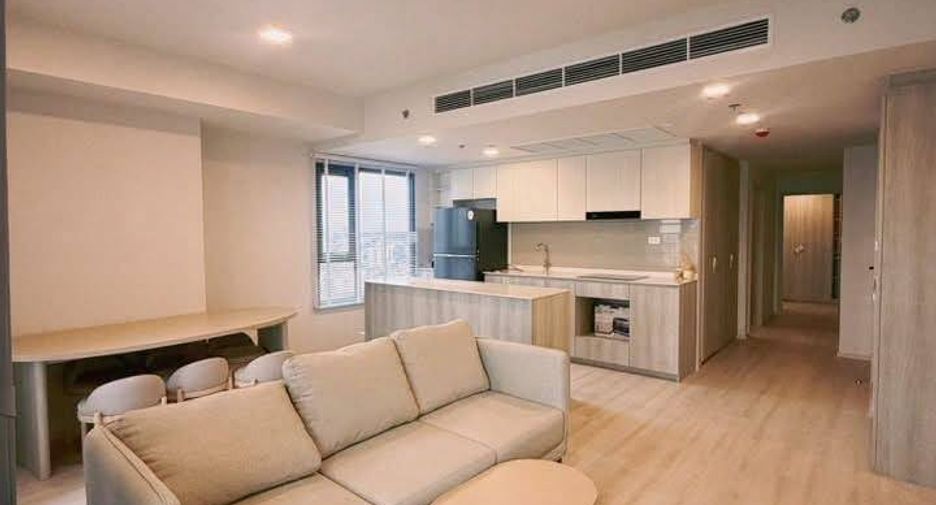 Wohnung zur Miete mit 4 Zimmer in Huai Khwang, Bangkok