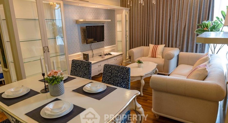 For rent 2 bedrooms condo in Khlong Toei, Bangkok