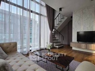 For rent 3 ベッドルーム condo in Phra Khanong, Bangkok