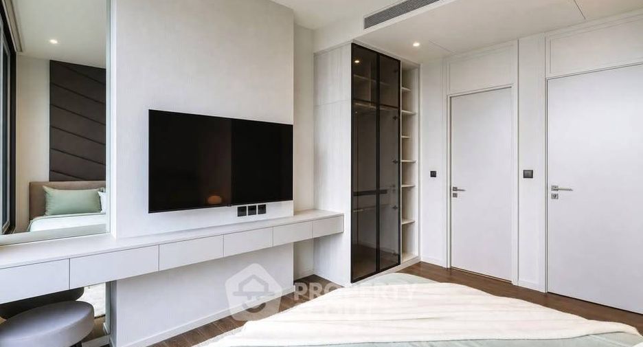 Wohnung zur Miete mit 2 Zimmer in Pathum Wan, Bangkok