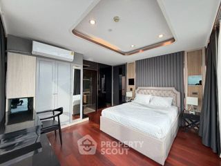For rent 3 ベッドルーム condo in Bang Rak, Bangkok