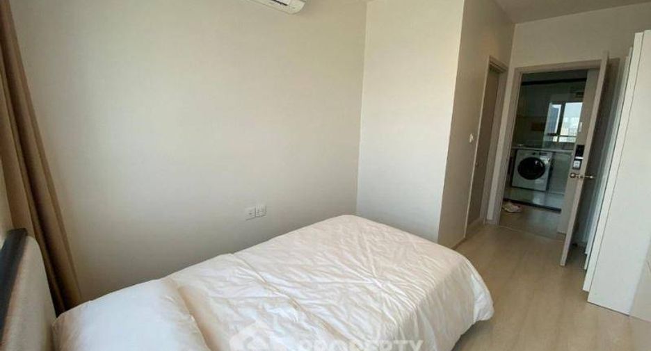 For rent 2 bedrooms condo in Pathum Wan, Bangkok