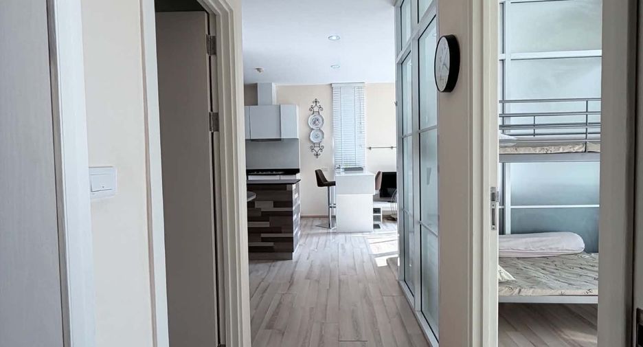 For rent 2 bedrooms condo in Mueang Phuket, Phuket