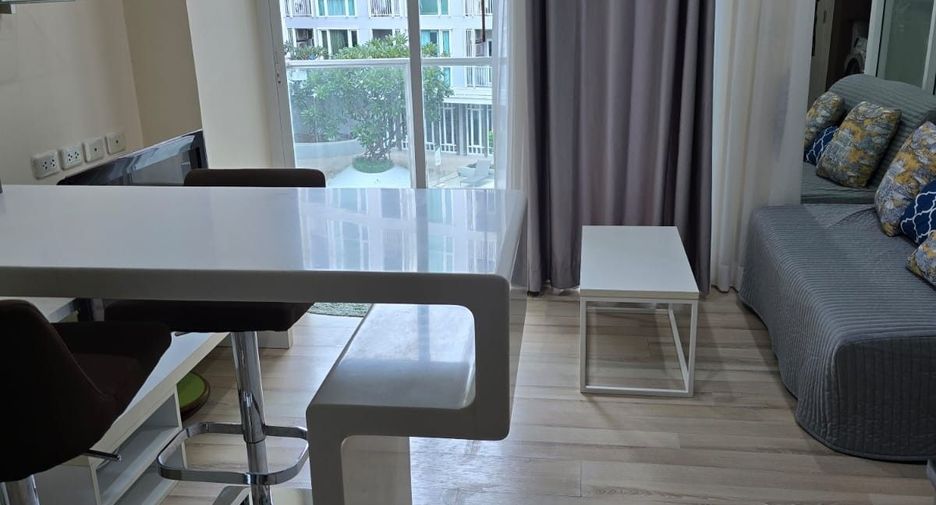 For rent 2 bedrooms condo in Mueang Phuket, Phuket
