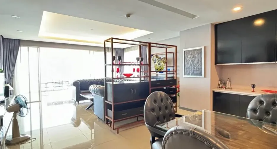 For sale 3 bedrooms condo in Bang Saray, Pattaya