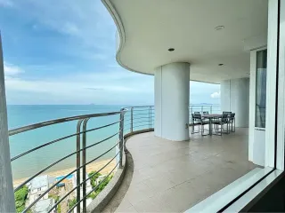 For sale 3 bedrooms condo in Bang Saray, Pattaya