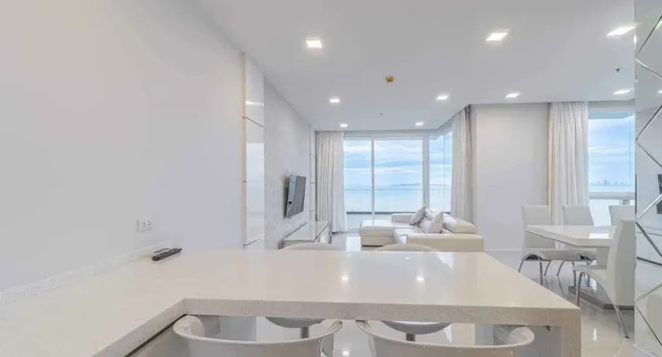 Condo en venta de 3 habitaciones en Bang Lamung, Chonburi