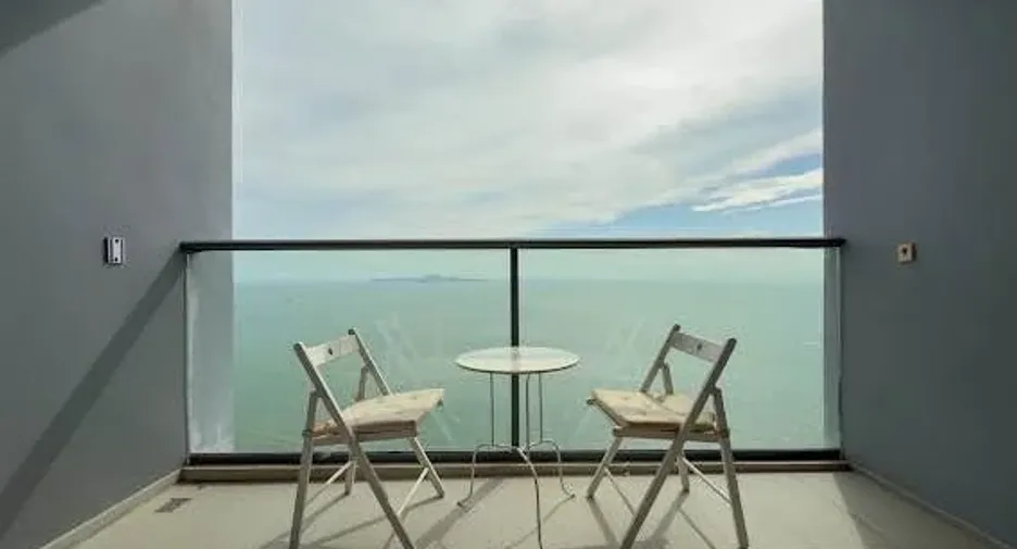 For sale 1 bed condo in Bang Lamung, Chonburi