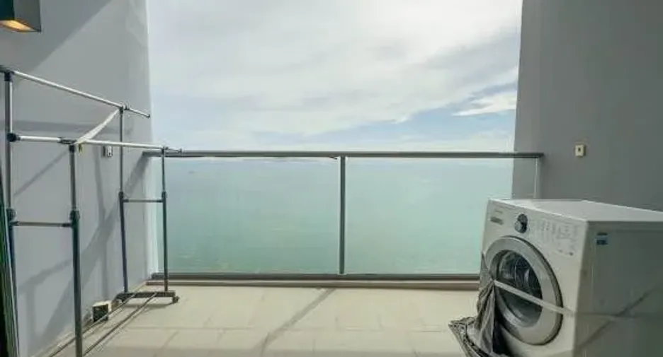 For sale 1 bed condo in Bang Lamung, Chonburi