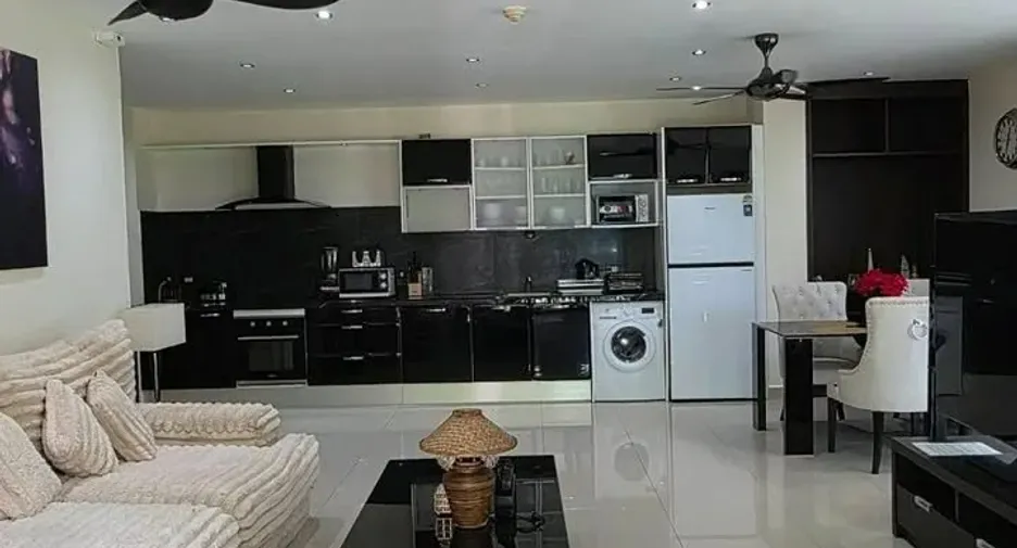 Condo en venta de 2 habitaciones en Jomtien, Pattaya
