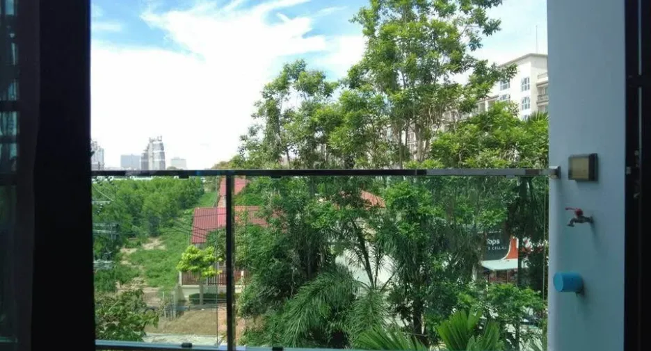 À vendre 2 chambres condo à Jomtien, Pattaya