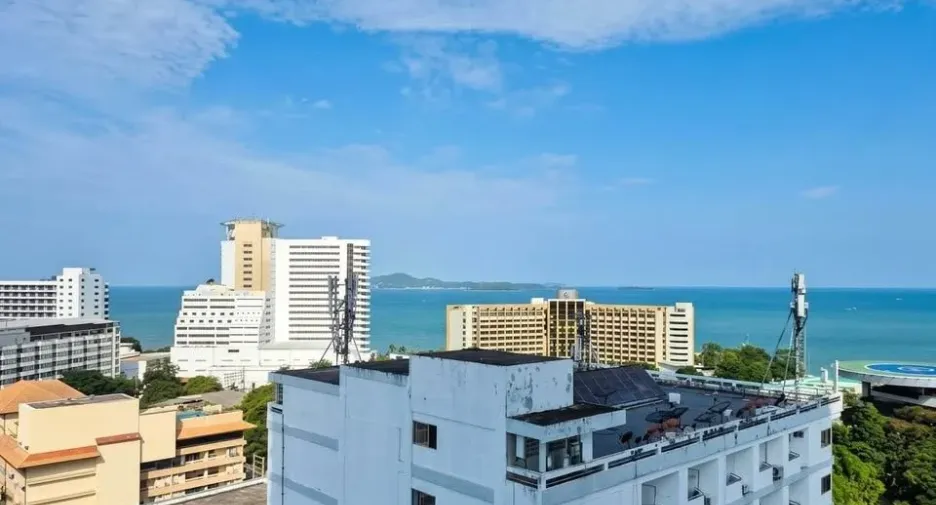 For sale 1 bed condo in Bang Lamung, Chonburi