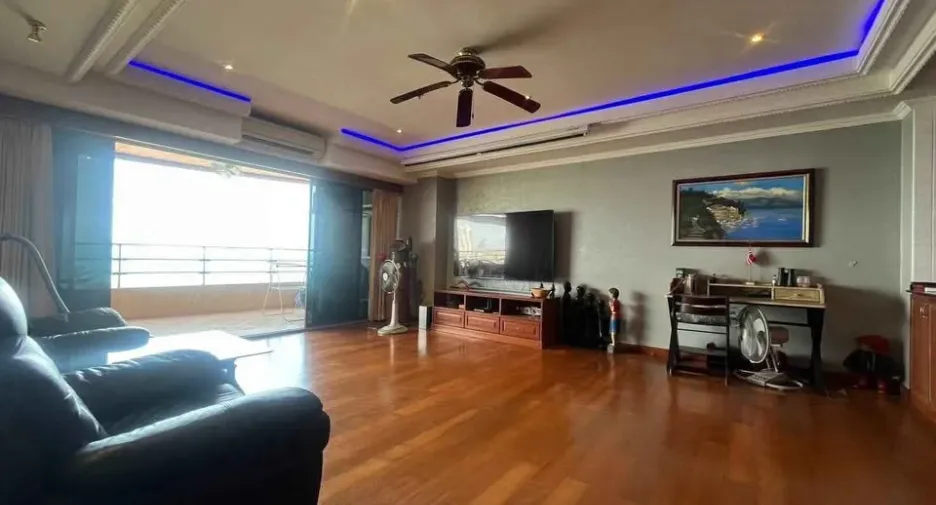 Condo en venta de 2 habitaciones en Bang Lamung, Chonburi