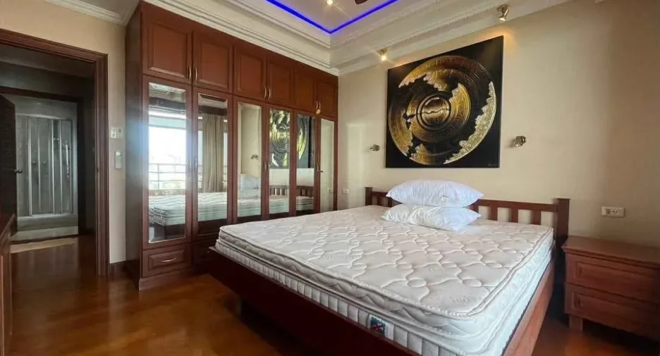 Condo en venta de 2 habitaciones en Bang Lamung, Chonburi