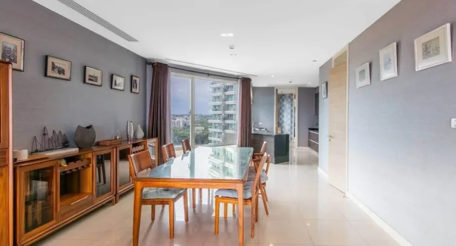 Condo en venta de 3 habitaciones en Jomtien, Pattaya