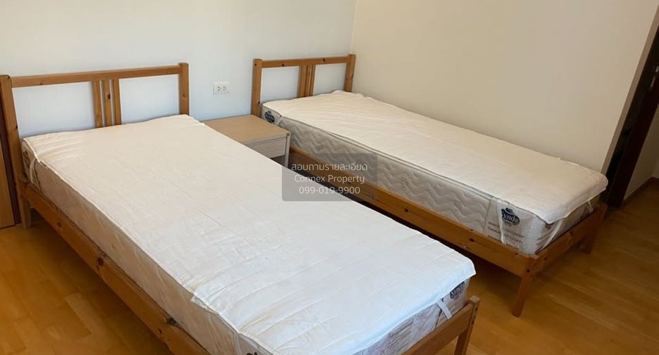 For rent 3 ベッドルーム condo in Phra Khanong, Bangkok