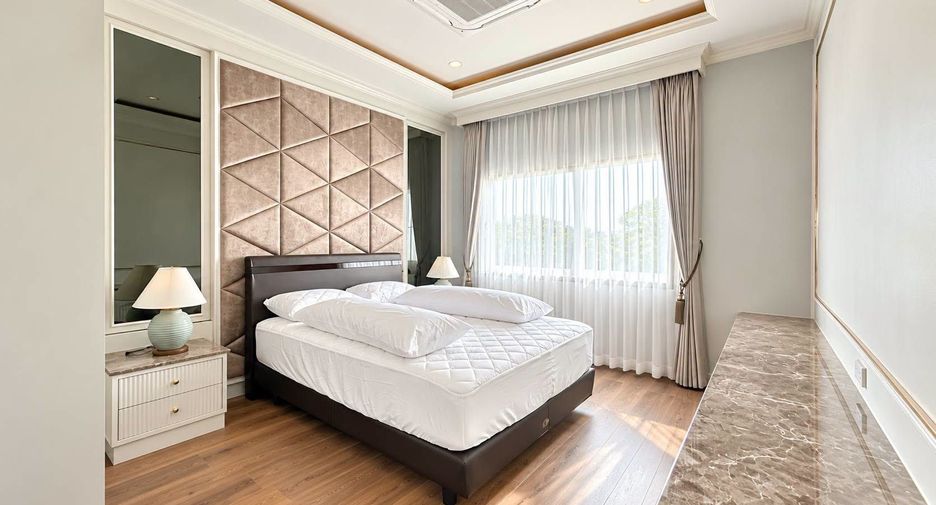 For rent 4 bedrooms house in Mueang Chiang Mai, Chiang Mai