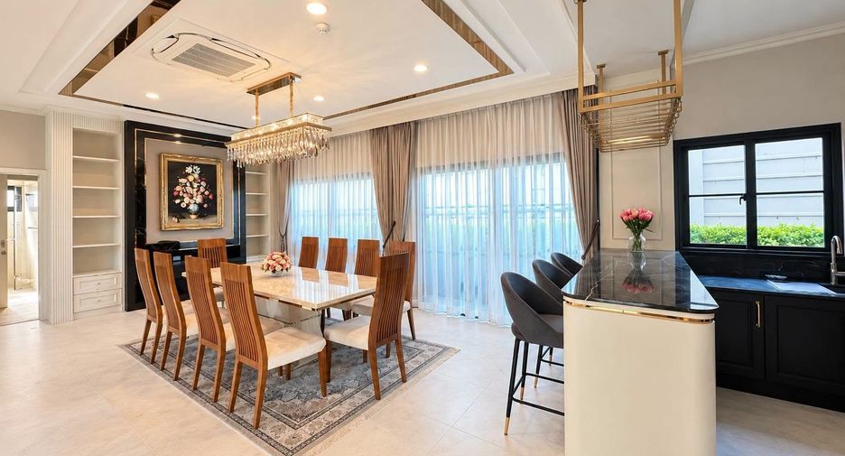 For rent 4 bedrooms house in Mueang Chiang Mai, Chiang Mai