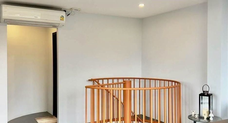 Villa en alquiler de 4 habitaciones en Mueang Chiang Mai, Chiang Mai