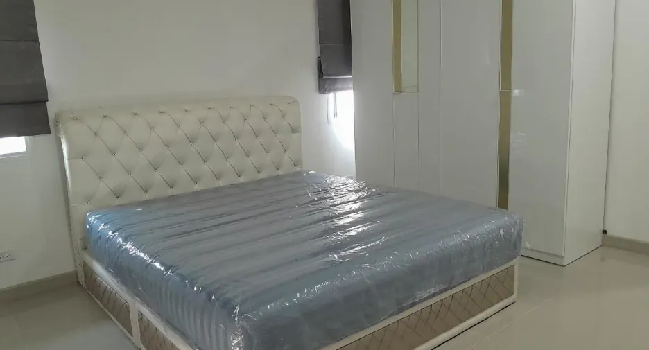 À vendre 4 chambres maison à Hang Dong, Chiang Mai