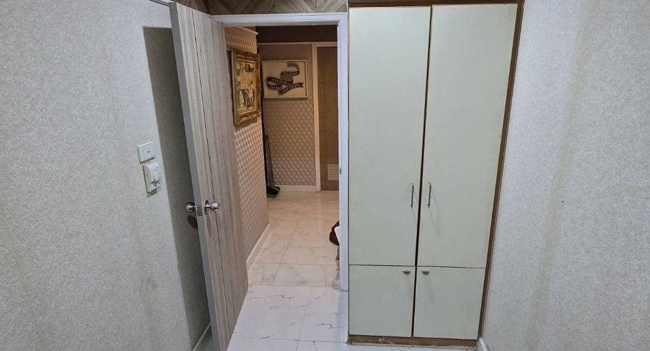 For rent 2 ベッドルーム condo in Yan Nawa, Bangkok